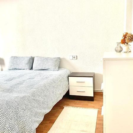 Apartamento A 200 Metros Paseo Zorrilla Valladolid Dış mekan fotoğraf